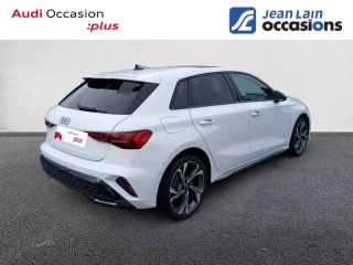 75010 : Hyundai Paris Nord - Goncourt Automobiles - AUDI A3 SPORTBACK S line - A3/S3/RS3 IV - BLANC GLACIER METALLISE - Automate sequentiel - Essence sans plomb