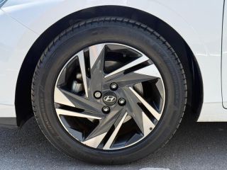 14112 : Hyundai Caen - Trajectoire Automobiles - HYUNDAI i20 - i20 - Polar White - Traction - Essence/Micro-Hybride