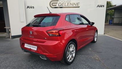 75010 : Hyundai Paris Nord - Goncourt Automobiles - SEAT IBIZA FR - IBIZA V - Rouge - Automate sequentiel - Essence sans plomb