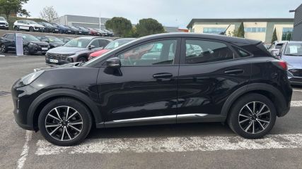 75010 : Hyundai Paris Nord - Goncourt Automobiles - FORD PUMA Titanium - PUMA II - NOIR - Boîte manuelle - Essence sans plomb