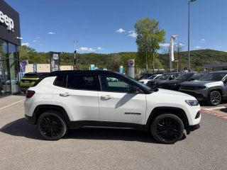 75010 : Hyundai Paris Nord - Goncourt Automobiles - JEEP COMPASS S - COMPASS II - Blanc - Boîte automatique - Essence / Courant électrique