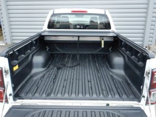 52000 : Hyundai Chaumont - Garage Michel Bazin - ISUZU D-Max - D-Max - Dolomite White nacré - Transmission intégrale enclenc - Diesel