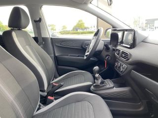 92250 : Hyundai Motor Company - HYUNDAI i10 - i10 - Vert - Traction - Essence