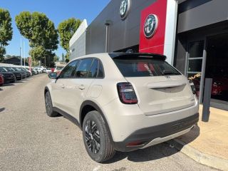 75010 : Hyundai Paris Nord - Goncourt Automobiles - FIAT 600 SOCIETE  - 600 SOCIETE - Beige - Boîte automatique - Essence sans plomb