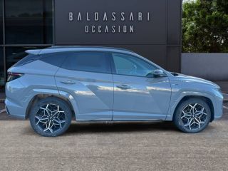 75010 : Hyundai Paris Nord - Goncourt Automobiles - HYUNDAI TUCSON N Line Executive - TUCSON IV - Gris - Boîte automatique - Essence / Courant électrique