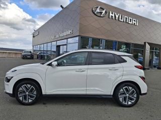 56000 : Hyundai Vannes - Park Lann Automobiles - HYUNDAI Kona - Kona - Serenity White Métal - Traction - Electrique