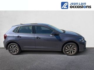 75010 : Hyundai Paris Nord - Goncourt Automobiles - VOLKSWAGEN POLO Life - POLO VI - GRIS CENDRE - Boîte manuelle - Essence sans plomb