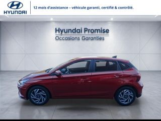 56000 : Hyundai Vannes - Park Lann Automobiles - HYUNDAI i20 - i20 - Dragon Red Métal - Traction - Essence