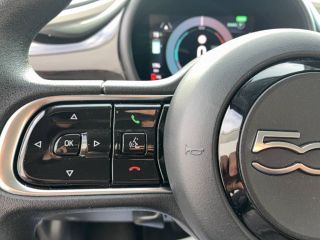 75010 : Hyundai Paris Nord - Goncourt Automobiles - FIAT 500e BERLINE Passion - 500 III - Blanc - Automate à fonct. Continu - Courant électrique