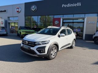 75010 : Hyundai Paris Nord - Goncourt Automobiles - DACIA SANDERO Stepway Confort - SANDERO III - Noir - Boîte manuelle - Essence sans plomb