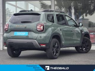 57200 : Hyundai Sarreguemines - Theobald Automobiles - DACIA Duster - Duster - Kaki Lichen - Traction - Essence