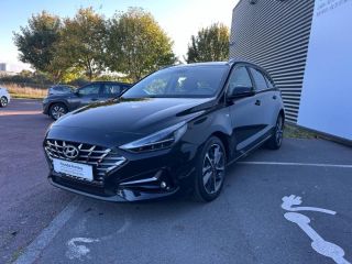 14112 : Hyundai Caen - Trajectoire Automobiles - HYUNDAI i30 SW - i30 SW - Phantom Black Métal - Traction - Essence/Micro-Hybride