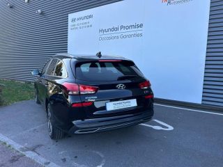 14112 : Hyundai Caen - Trajectoire Automobiles - HYUNDAI i30 SW - i30 SW - Phantom Black Métal - Traction - Essence/Micro-Hybride