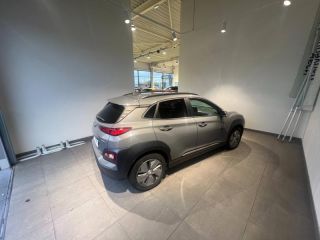 92250 : Hyundai Motor Company - HYUNDAI Kona - Kona - Shimmering Silver Métal - Traction - Electrique
