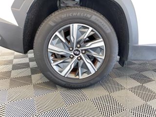 75010 : Hyundai Paris Nord - Goncourt Automobiles - HYUNDAI TUCSON Creative - TUCSON IV - Blanc - Boîte automatique - Essence / Courant électrique