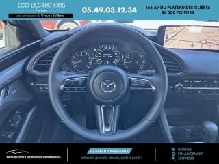 86000 : Hyundai Poitiers - Eco des Nations - MAZDA Mazda 3 - Mazda 3 - Platinum Quartz Métallisé - Traction - Essence/Micro-Hybride