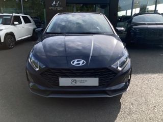 75010 : Hyundai Paris Nord - Goncourt Automobiles - HYUNDAI i20 Initia - i20 III - Gris - Boîte manuelle - Essence sans plomb