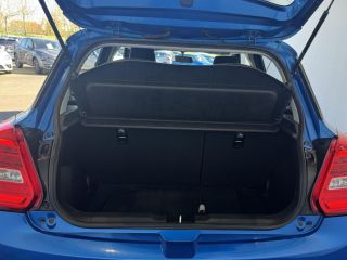 75010 : Hyundai Paris Nord - Goncourt Automobiles - SUZUKI SWIFT Avantage - SWIFT III - Bleu - Boîte manuelle - Essence sans plomb