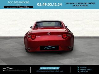 86000 : Hyundai Poitiers - Eco des Nations - MAZDA MX-5 RF - MX-5 RF - Soul Red Crystal métallisé - Propulsion - Essence