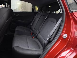 19100 : Hyundai Brive-la-Gaillarde - Garage Pouget - HYUNDAI Kona - Kona - Sunset Red Métal - Traction - Electrique