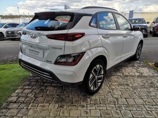 75010 : Hyundai Paris Nord - Goncourt Automobiles - HYUNDAI KONA ELECTRIC Intuitive - KONA ELECTRIQUE - Serenity White - Automate à fonct. Continu - Courant électrique