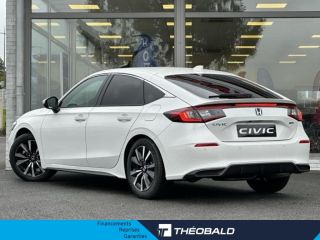 57200 : Hyundai Sarreguemines - Theobald Automobiles - HONDA Civic - Civic - Blanc Platine Nacré - Traction - Hybride : Essence/Electrique