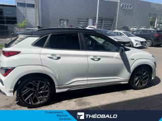 54520 : Hyundai Nancy - Théobald Automobiles - HYUNDAI Kona - Kona - Atlas White/Toit/rétros Black - Traction - Essence/Micro-Hybride