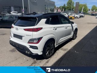 54520 : Hyundai Nancy - Théobald Automobiles - HYUNDAI Kona - Kona - Atlas White/Toit/rétros Black - Traction - Essence/Micro-Hybride