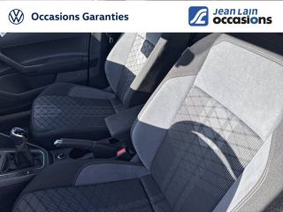 75010 : Hyundai Paris Nord - Goncourt Automobiles - VOLKSWAGEN POLO R-Line - POLO VI - BLANC PUR - Boîte manuelle - Essence sans plomb