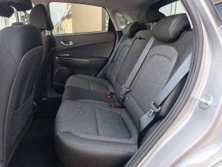 19100 : Hyundai Brive-la-Gaillarde - Garage Pouget - HYUNDAI Kona - Kona - Shimmering Silver Métal - Traction - Electrique