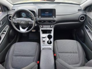 19100 : Hyundai Brive-la-Gaillarde - Garage Pouget - HYUNDAI Kona - Kona - Shimmering Silver Métal - Traction - Electrique