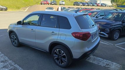 75010 : Hyundai Paris Nord - Goncourt Automobiles - SUZUKI VITARA Style - VITARA IV - Gris - Boîte manuelle - Essence sans plomb