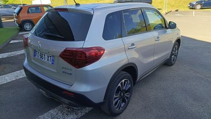 75010 : Hyundai Paris Nord - Goncourt Automobiles - SUZUKI VITARA Style - VITARA IV - Gris - Boîte manuelle - Essence sans plomb