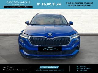 75010 : Hyundai Paris Nord - Goncourt Automobiles - SKODA KAROQ Selection - KAROQ - BLEU - Automate sequentiel - Essence sans plomb