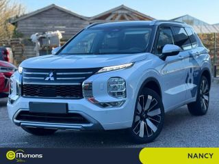 54520 : Hyundai Nancy - Théobald Automobiles - MITSUBISHI Outlander - Outlander - Diamond White Spéciale/Toit Noir - Transmission intégrale - Hybride rechargeable : Essence/Electrique