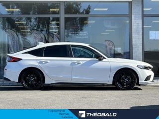 57200 : Hyundai Sarreguemines - Theobald Automobiles - HONDA Civic - Civic - Blanc Platine Nacré - Traction - Hybride : Essence/Electrique