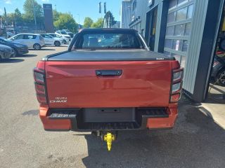 54520 : Hyundai Nancy - Théobald Automobiles - ISUZU D-Max - D-Max - Namibu Orange Mica - Transmission intégrale enclenc - Diesel
