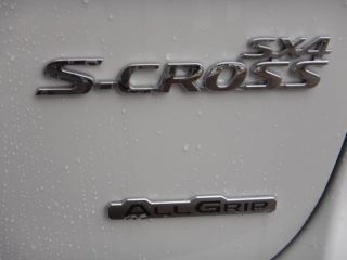 52000 : Hyundai Chaumont - Garage Michel Bazin - SUZUKI S-Cross - S-Cross - Cool White Pearl - Transmission intégrale - Essence