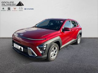 75010 : Hyundai Paris Nord - Goncourt Automobiles - HYUNDAI KONA Intuitive - KONA (02/2023) - ULTIMATE RED - Automate sequentiel - Essence / Courant électrique
