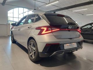 78180 : Hyundai Montigny-le-Bretonneux - Courtois Automobiles - HYUNDAI i20 - i20 - Sleek Silver Métal - Traction - Essence/Micro-Hybride