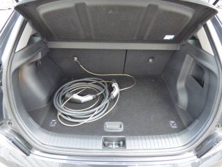 75010 : Hyundai Paris Nord - Goncourt Automobiles - HYUNDAI KONA ELECTRIC Intuitive - KONA ELECTRIC (12/2020-08/2023) - Dark Knight - Automate à fonct. Continu - Courant électrique