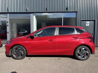 54520 : Hyundai Nancy - Théobald Automobiles - HYUNDAI i20 - i20 - Dragon Red Métal - Traction - Essence/Micro-Hybride