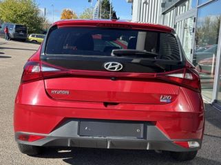 54520 : Hyundai Nancy - Théobald Automobiles - HYUNDAI i20 - i20 - Dragon Red Métal - Traction - Essence/Micro-Hybride