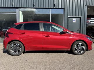 54520 : Hyundai Nancy - Théobald Automobiles - HYUNDAI i20 - i20 - Dragon Red Métal - Traction - Essence/Micro-Hybride