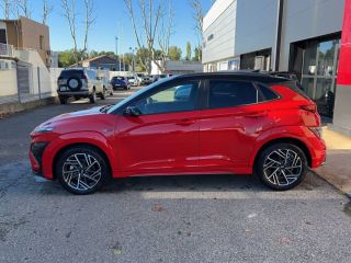 75010 : Hyundai Paris Nord - Goncourt Automobiles - HYUNDAI KONA N Line Executive - KONA - IGNITE RED/PHANTOM BLACK - Boîte manuelle - Essence sans plomb