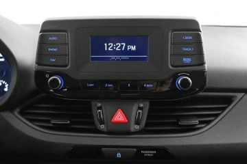 75010 : Hyundai Paris Nord - Goncourt Automobiles - HYUNDAI i30 SW Creative - i30 III - BLANC - Boîte manuelle - Diesel