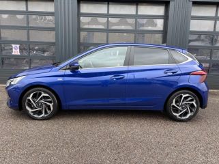 54520 : Hyundai Nancy - Théobald Automobiles - HYUNDAI i20 - i20 - Intense Blue Métal - Traction - Essence/Micro-Hybride