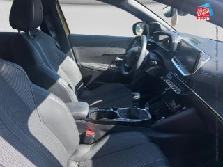 67800 : Hyundai Strasbourg - HESS Automobile - PEUGEOT 208 - 208 - Jaune Faro - Traction - Essence