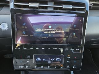 75010 : Hyundai Paris Nord - Goncourt Automobiles - HYUNDAI TUCSON Executive - TUCSON IV - Gris - Boîte automatique - Essence / Courant électrique