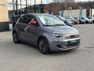 75010 : Hyundai Paris Nord - Goncourt Automobiles - FIAT 500e BERLINE MY22 SERIE 1 STEP 2 (RED) - 500 III - Gris - Automate à fonct. Continu - Courant électrique